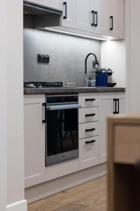Apartmán Stylish Abode Under Acropolis W/ Sunny Courtyard! Atény Exteriér fotografie